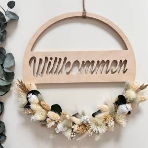 Türkranz Willkommen - Holzring mit Trockenblumen für die Haustür oder als Geschenk Bild 2