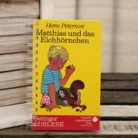 Notizbuch aus Kinderbuch "Matthias und das Eichhörnchen" Retrobuch Geschenk Freund Mann Upcycling Bild 1