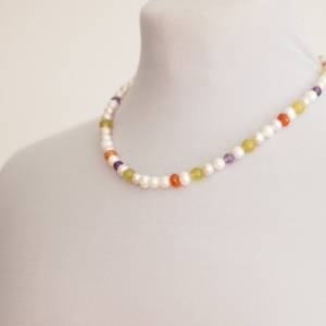 Halskette aus Perlen Serpentin Amethyst Carneol bunte Sommerkette Bild 2