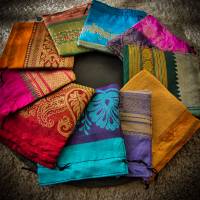 10 x Schmucksäckchen aus indischen Sari-Stoffen Bild 2