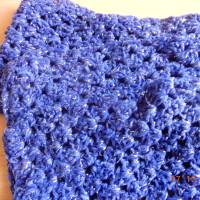 Blauer schicker hand gehäkelter Schal aus Chenille, Bild 5