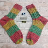 Handgestrickte Socken Größe 38/39 in Regenbogen bunt Bild 1