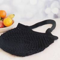 schwarze Häkeltasche Einkaufstasche Einkaufsnetz aus hochwertiger Baumwolle mit Schulterriemen von Hand gehäkelt Bild 10