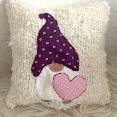 Stickdatei Doodle Wichtel mit Herz  Set 907