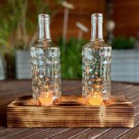 Tischleuchter zweiflammig mit alten Three Sixty Vodka Flaschen - Glas auf Holz - besonderes Unikat auf Kantholz Bild 1
