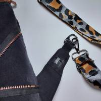 Crossbody Bag Rucksack Handtasche aus Jeans Bild 5