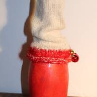 Dekofigur BÄUMCHENWICHTEL Weihnachtswichtel witzige Upcyclingfigur aus Sektflasche m. handgestricktem Mützchen Bild 6