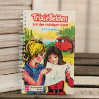 Retro Notizbuch "Trixie Belden auf der richtigen Spur" aus altem Kinderbuch upcycling Geschenk Bild 1