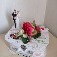 Geldgeschenk Hochzeit Brautpaar Geschenk Tauben Geschenkbox Verpackung Koffer mit dem Schlüssel zum Glück Bild 2
