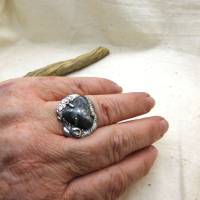 handgeschmiedeter Ring mit Pyrit in 925er Silber Stiftfassung Bild 9