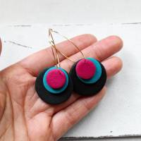 Creolen mit runden Anhängern aus Polymer Clay • Ohrringe Color Pop | Ohrschmuck Bild 5