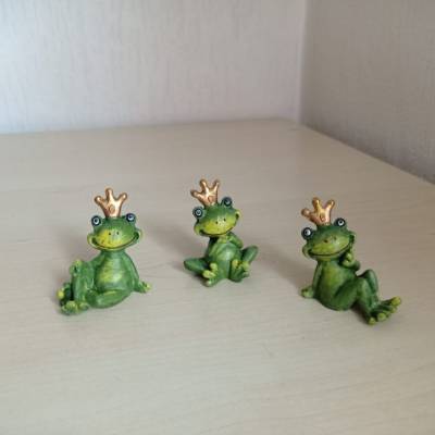 3 Stück Frosch - Froschkönig zum Basteln , Dekorieren , Mitbringsel, Floristik - 5 x 4 cm groß