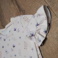 T-Shirt mit kurzen Rüschenärmeln Bio Jersey Blush Blüten Größe 74 Bild 3