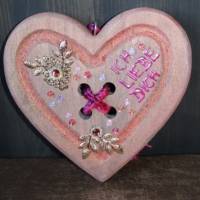 Geschenk Valentinstag ICH LIEBE DICH abstrakt gestaltetes Herz aus Holz mit Acrylfarbe im Shabby-Stil gestaltet Bild 1