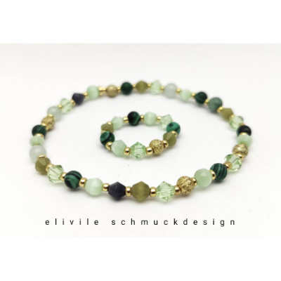 Glasperlen Schmuckset aus Armband und Ring Perlen in den Farben Grün und Gold Schmuckstück Perlenschmuck