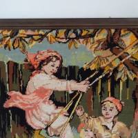 Gobelin-Bild mit Kindermotiv in typisch französischen Stickfarben. Größe: 73 x 55 cm. Holzrahmen Bild 2