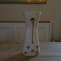 Besondere Keramik-Vase in Form und Dekor Bild 3
