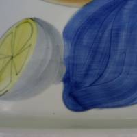 Keramik-Serviertablett mit erfrischendem Obstdekor. Handgemalt. 24 x 31 cm Bild 7