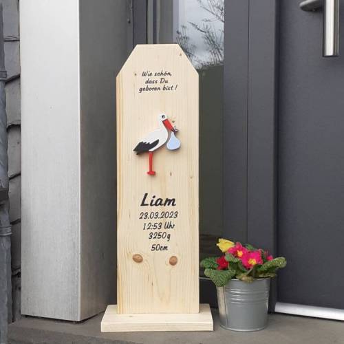 Holzstele mit Storch und Geburtsdaten Geschenk zur Geburt Dekobrett  personalisiertes Geschenk Taufe