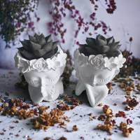 Keraflott-Blumenmädchen: Handgegossene Eleganz für Ihr Zuhause Bild 5
