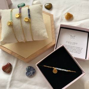 Armband mit Sternzeichen, persönliches Geschenk mit Heilstein, Wohlfühlgeschenk für Sie, Energiearmband, Sternzeichen Sc Bild 6