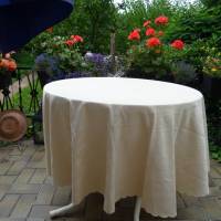 Runde Tischdecke mit-im Stoff-gewebten-Rosendekor. 155 cm  Durchmesser Bild 1