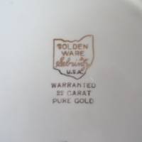 5 besondere Teller in viereckiger Form ( 22 x 22 cm ) mit 24 Karat Gold-Rand. Bild 8