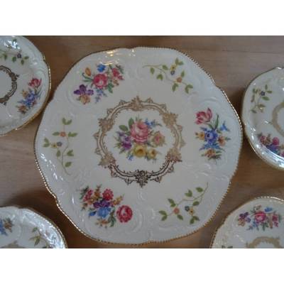 Servierplatte mit 6 dazugehörenden Tellern in einzigartigem Design und Dekor. "Sanssouci" - Rosenthal Selb Germa