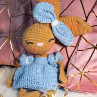 Großer Hase Häkeltier - ein schönes Ostergeschenk für Kinder und Erwachsene und tolle Dekoidee für Deine Wohnung Bild 9