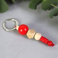 Schlüsselanhänger Taschenanhänger Holzperlen natur rot Bild 1