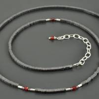 Zarte Halskette mit Hämatit, Karneol, Granat und 925er Silber, eckige Edelsteinkette, minimalistisch dezent grau mit rot Bild 2