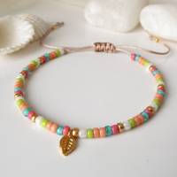 Farbenfrohes Armband aus Miyuki und Toho Perlen mit Anhänger Blatt, Geschenk Frau Freundin Bild 4