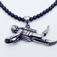 Halskette mit Taucher Anhänger aus Oxyn Perlen in schwarz UNIKAT Schmuckstück Schmuck Geschenkidee Bild 2