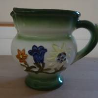 Rustikaler Keramik-Krug für Bergblumen-Liebhaber Bild 1
