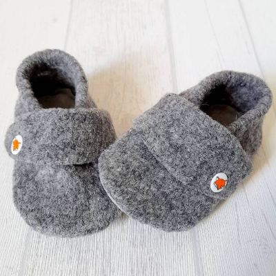 Wollwalkpuschen Größe 18/19, Walkpuschen, Hausschuhe aus Wollwalk, Puschen, Geschenk in der Schwangerschaft, zur Geburt