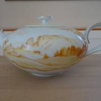 Handbemalte Teekanne mit Dolomitenmotiv. Besondere Form. Heinrich Porzellan Bild 1