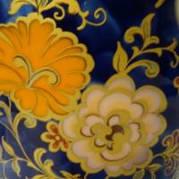Phantasievolldekorierte Vase aus der Serie "Fantasia" von Kaiser. Echt Kobalt.  Höhe: 18 cm Bild 8