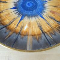 Keramikteller mit besonderer Strahlkraft. Bild 8