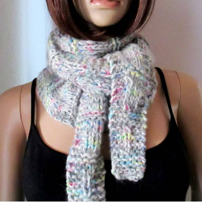 Kleines Schaltuch, Halstuch aus kuschelweicher Wolle mit viel Alpaka und in tollen Farben, Dreieckstuch, gestrickt