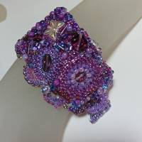 Armband mauve lila Unikat handgefertigt Glas handgestickt Ibiza stil Beerentöne Bild 6
