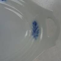 Servierschale mit Handhaben und edlem Dekor in Blau. Rosenthal "Madeleine". Bild 4