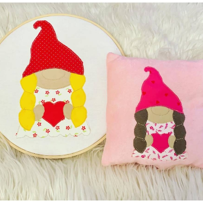 Stickdatei Doodle Wichtel Girl mit Herz  Set 904