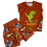 Set gr.86/92 aus kurzarm Shirt und kurzer Hose mit Dino handmade Bild 1