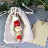 Schlüsselanhänger Taschenanhänger Holzperlen natur rot weiß Bild 4