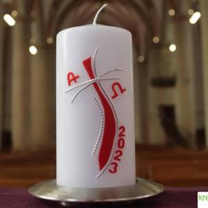 Edle Osterkerze christlich mit geschwungenem rot-silbernem Kreuz mit silbernen Perlstreifen, religiöse Osterkerze Bild 1
