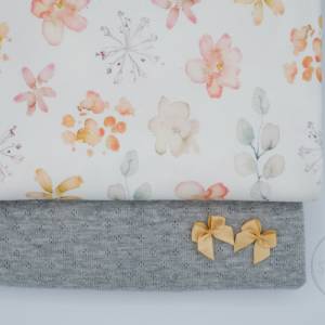 Mädchen Stoffpaket Pastellblüten Jersey mit grauem Lochstrick Jersey Bild 4