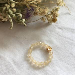 Elastischer Ring aus Edelstein mit Blume, Blumenring mit Gold, filigraner Ring aus Zitrin als Geschenk für beste Freundi Bild 5