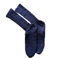blaue Wollsocken, handgestrickt mit Farbverlauf, 40/41 unisex, Yogasocken, Bild 1
