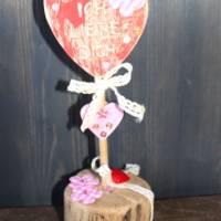 Geschenk Valentinstag ICH LIEBE DICH abstrakt gestalteter Herzaufsteller aus Holz m. Acrylfarbe im Shabby-Stil gestaltet Bild 1