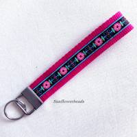 Schlüsselband aus Gurtband pink und Webband Blumen Bild 1